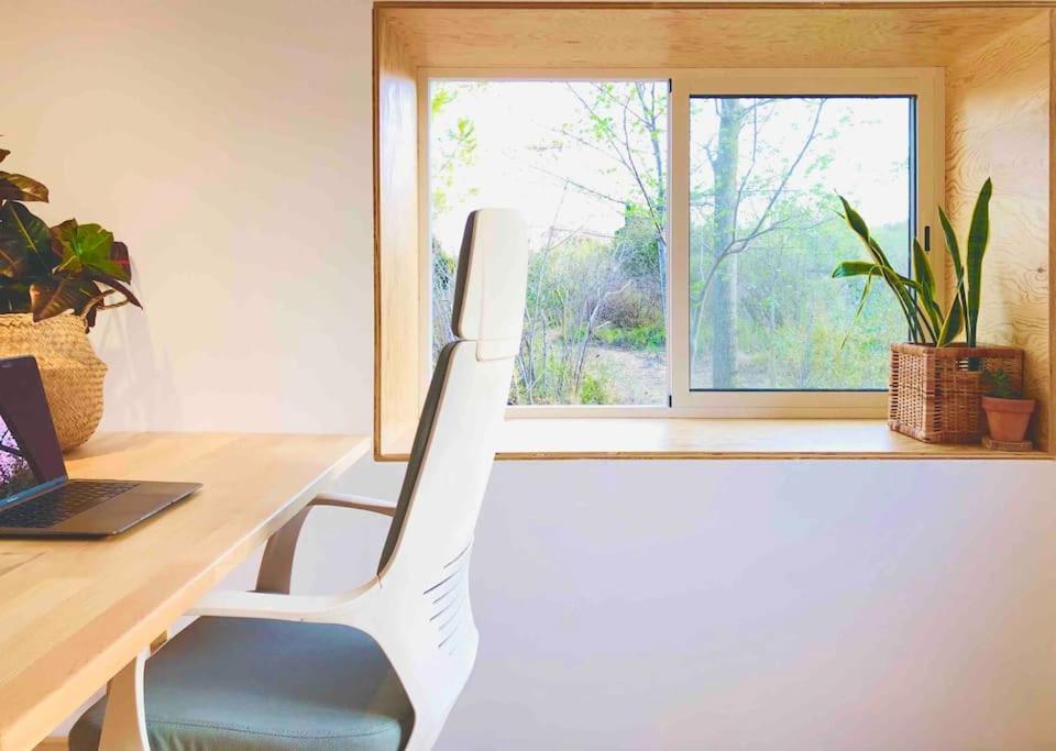 Eco Tiny Home & Office For Digital Nomads Vallmoll Ngoại thất bức ảnh
